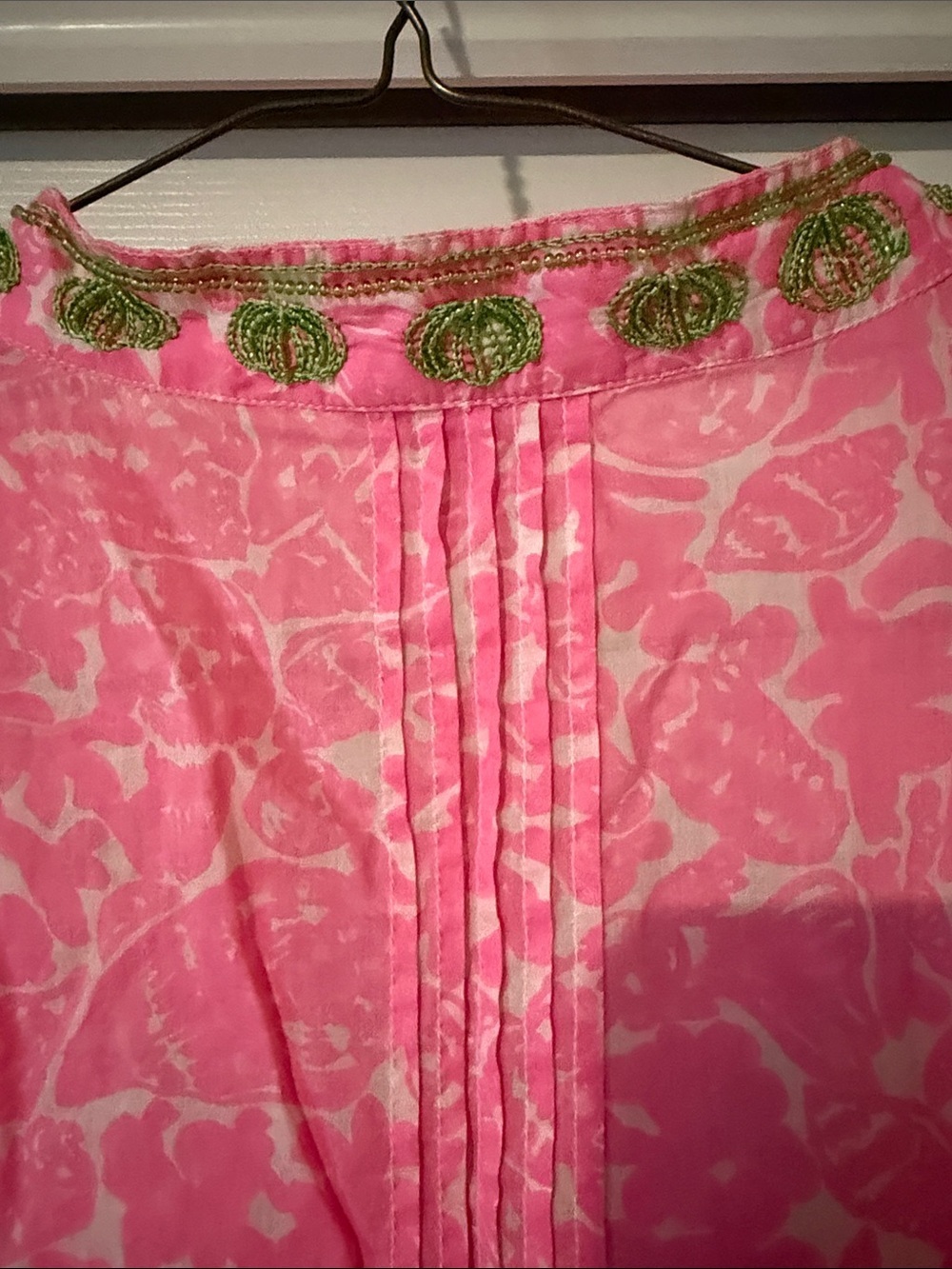 Lilly Pulitzer Hot Pink Printed Tunic with Green Embroidered V-Neck - Picture 6 of 11